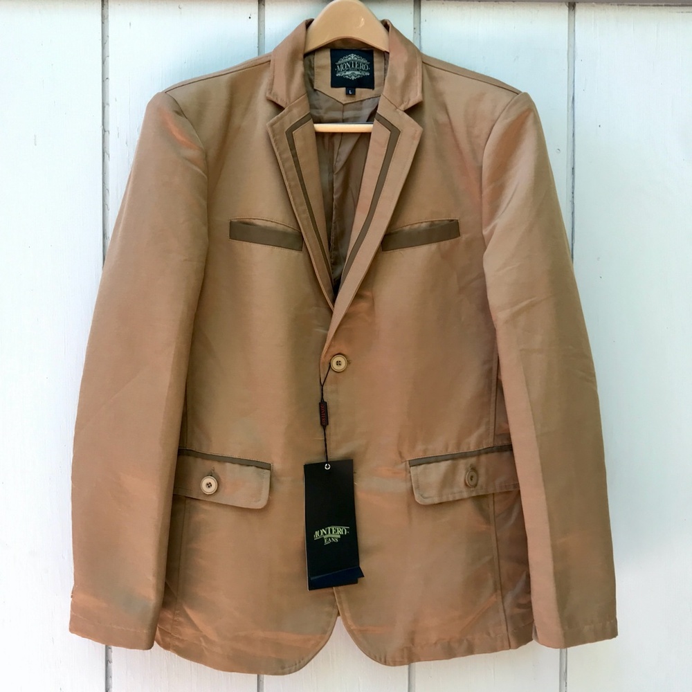 MONTERO—Travel Blazer—Men’s Large—Tan—Slim Profile—Rain Resistant—New With Tags